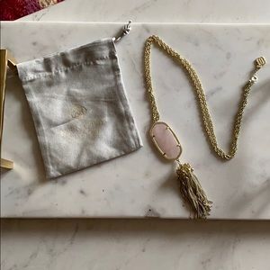 Kendra Scott pendant necklace. Gently used.